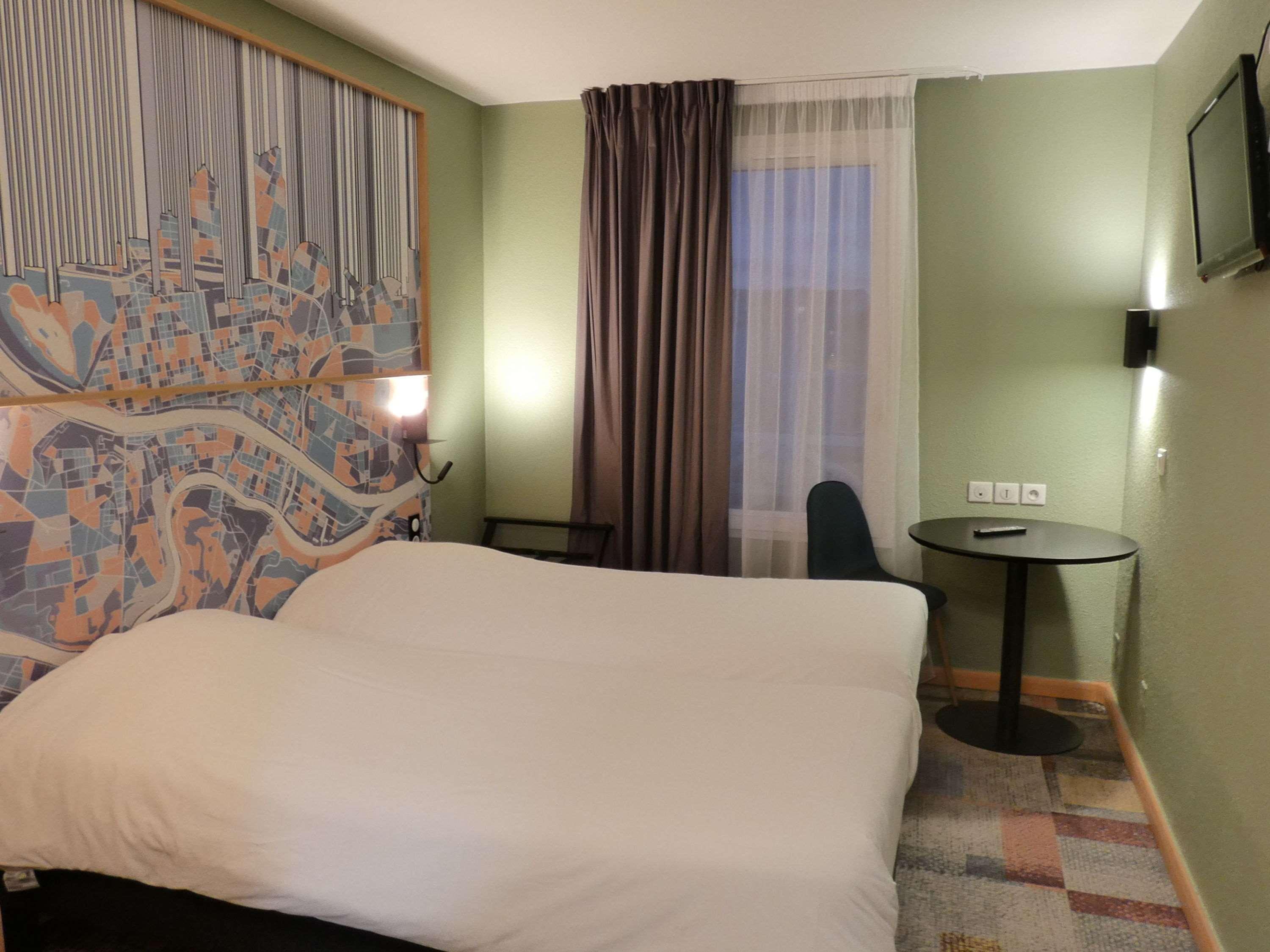 Ibis Styles Lyon Croix Rousse Hotel Buitenkant foto
